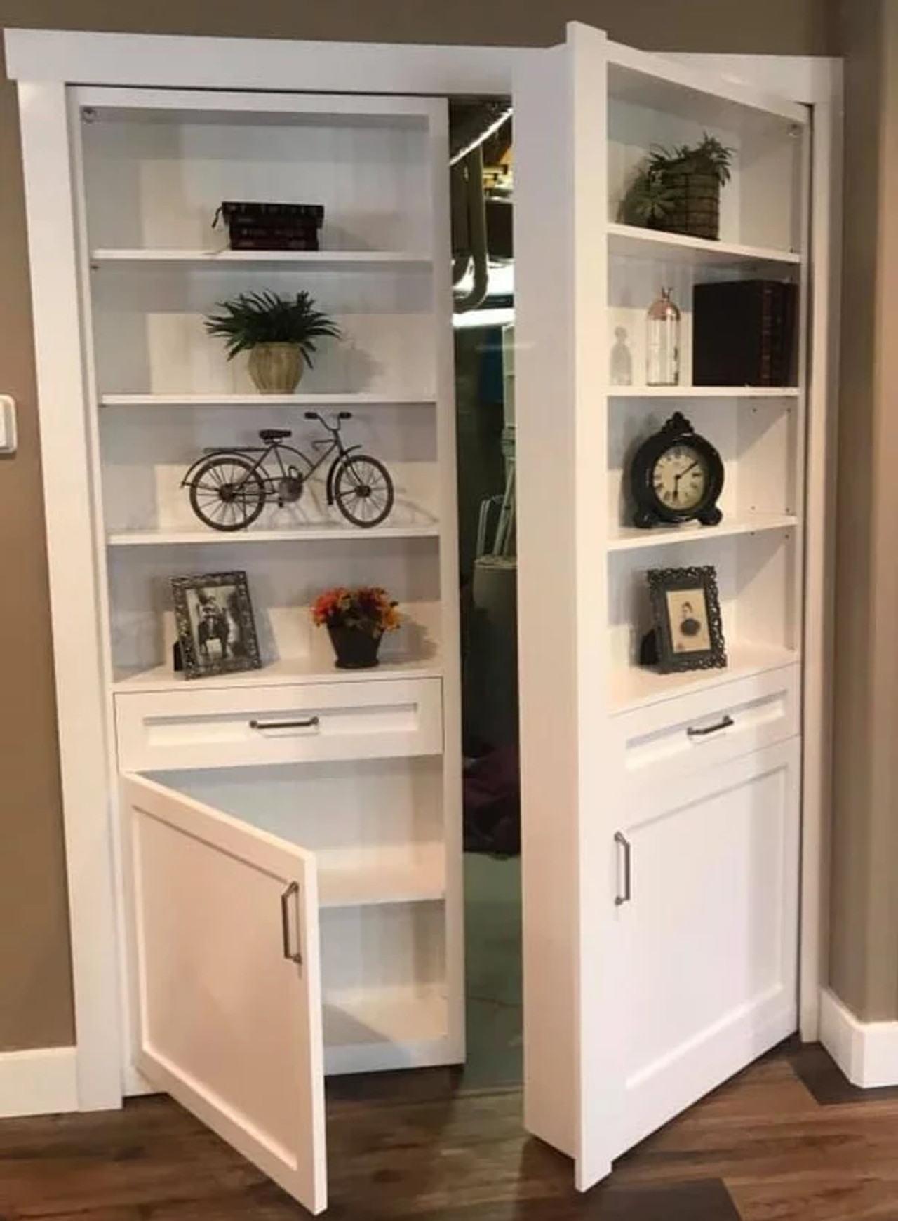 Double Hidden Bookcase Door – Contemporary Shelving (Style 5)