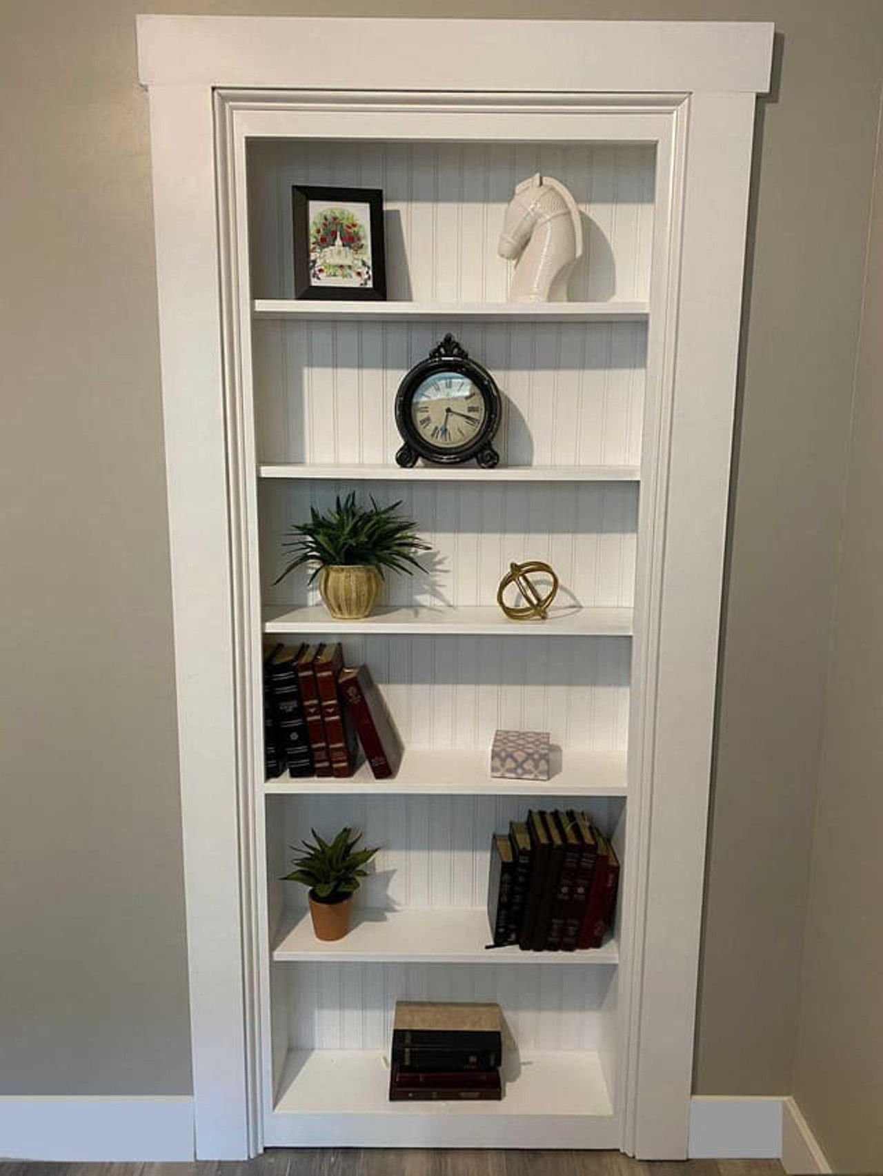 Single Hidden Bookcase Door – Open Shelf Classic (Style 1)